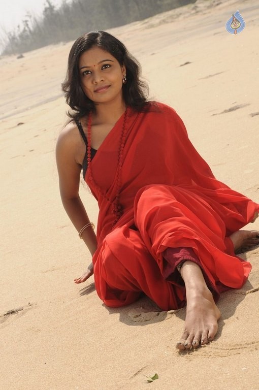 Paarkalaam Pazhagalam Tamil Film Photos - 19 / 27 photos