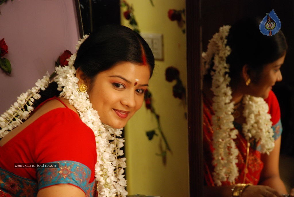 Paavi Tamil Movie Spicy Stills - 23 / 43 photos