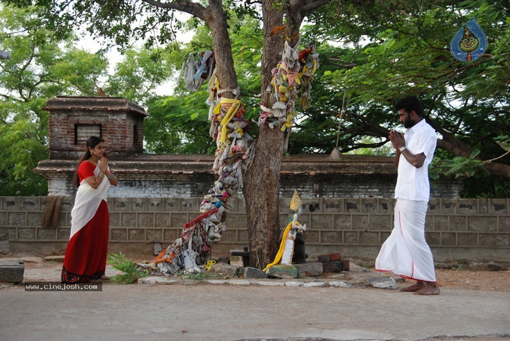 Pachai Engira Kaathu Tamil Movie Stills - 24 / 29 photos