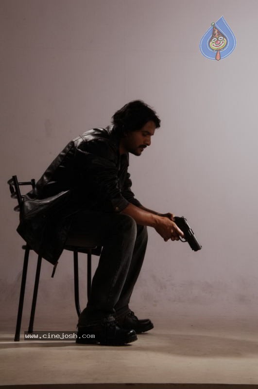 Padam Paarthu Kathai Sol Tamil Movie Stills - 26 / 82 photos