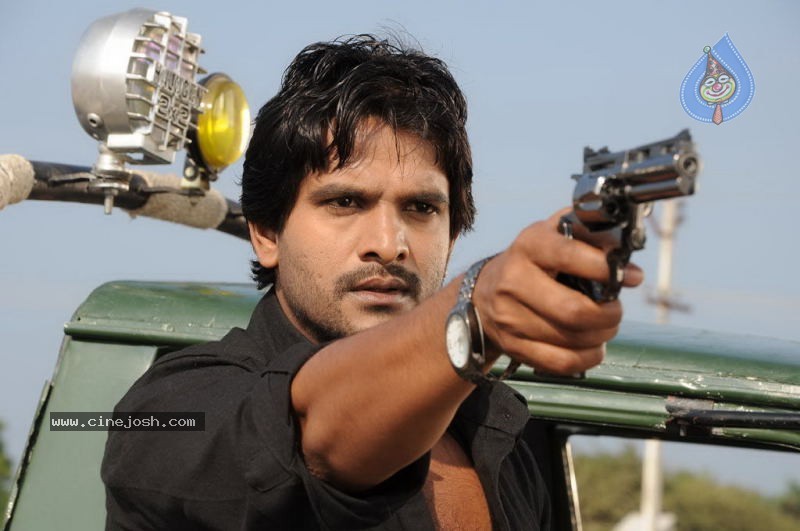 Padam Paarthu Kathai Sol Tamil Movie Stills - 78 / 82 photos