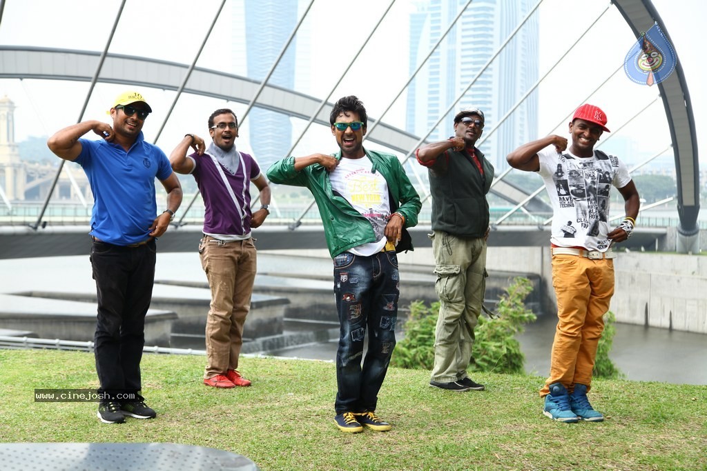 Paddanandi Premalo Mari Movie Stills - 5 / 12 photos