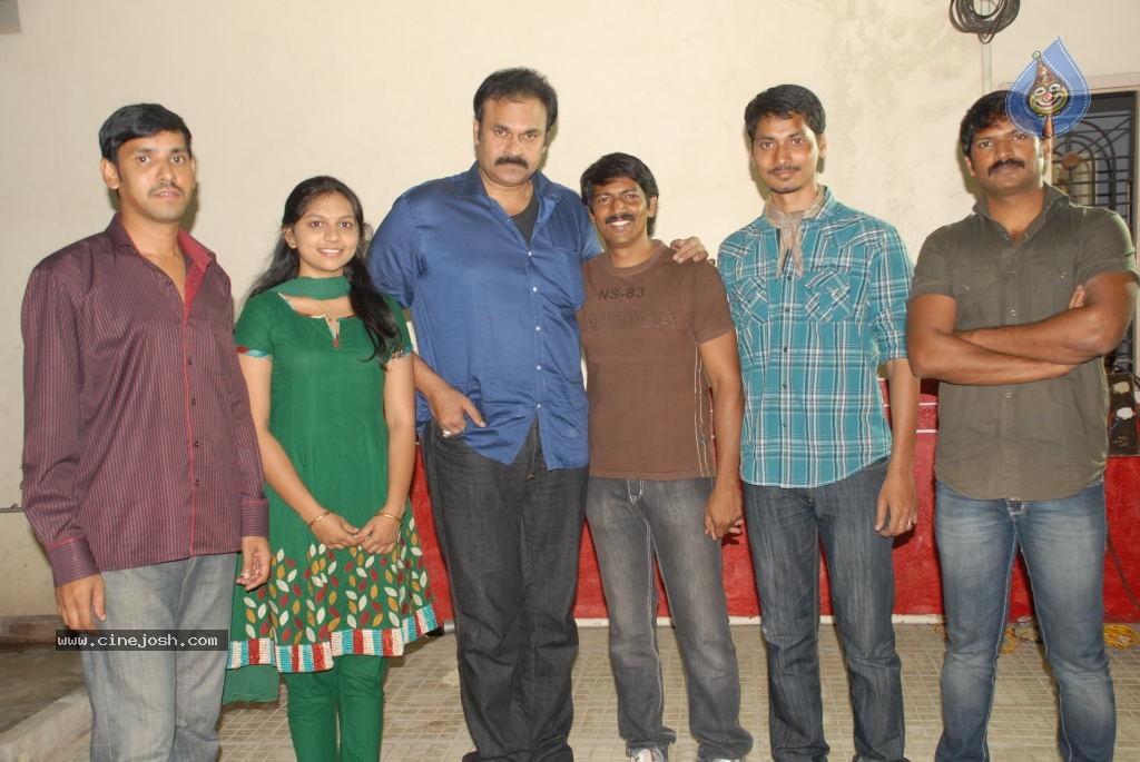 Padunu Movie Stills - 9 / 34 photos