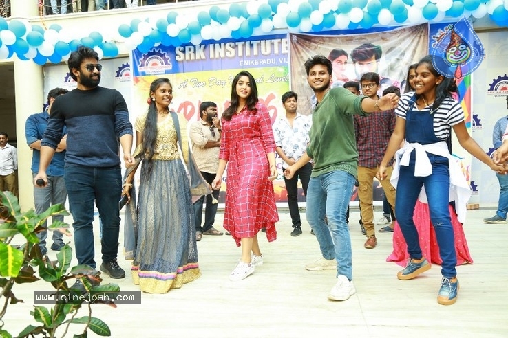 Palasa Team at SRK College - 2 / 42 photos