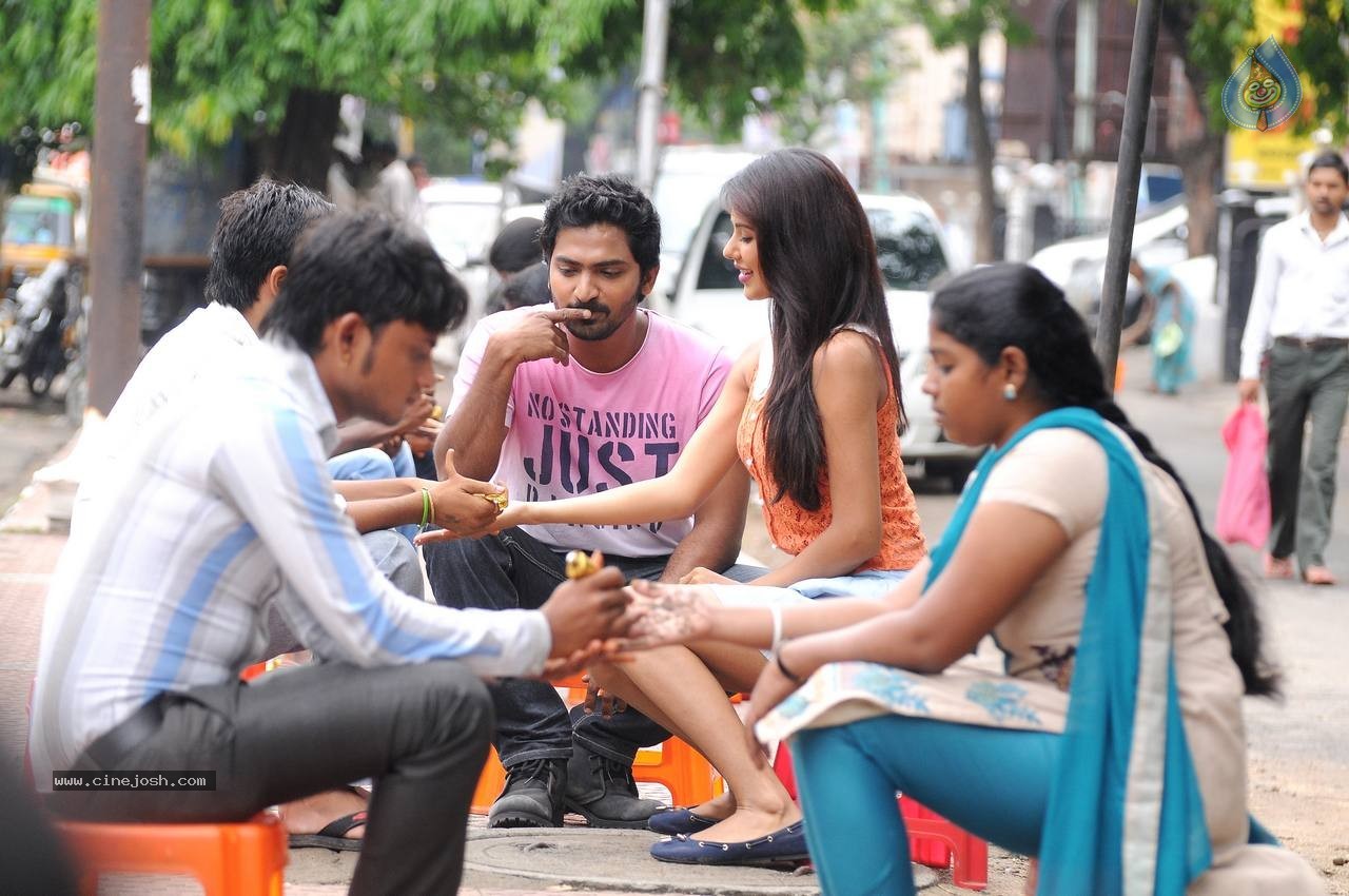 Pandavullo Okadu Movie Stills n Walls - 15 / 28 photos