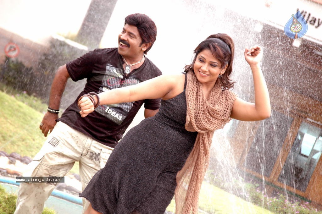 Pandavulu Movie Hot Stills - 18 / 45 photos