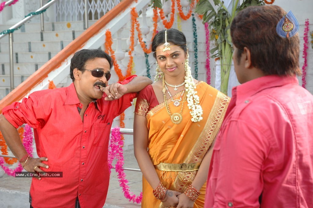 Pandavulu Movie Hot Stills - 24 / 45 photos