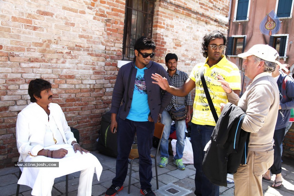 Pandavulu Pandavulu Tummeda Working Photos - 12 / 19 photos