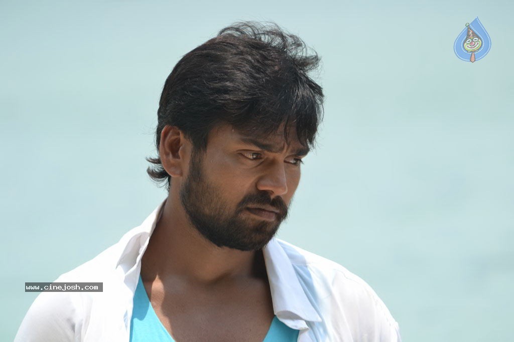 Pandi Oli Perukki Nilayam Tamil Movie Stills - 22 / 75 photos