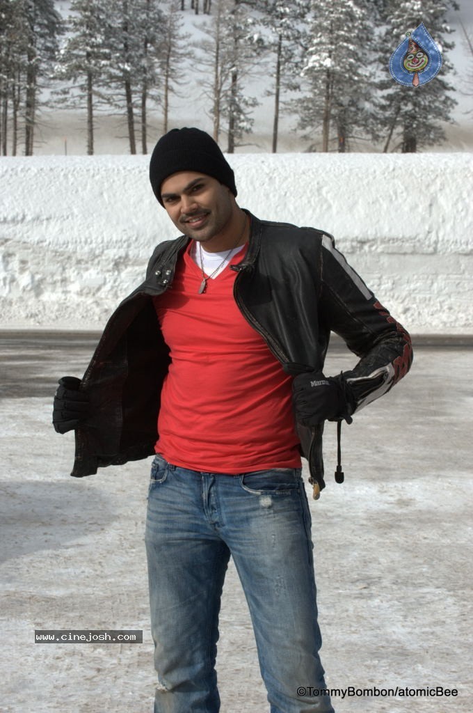 Pani Thuli Tamil Movie Spicy Stills - 47 / 78 photos