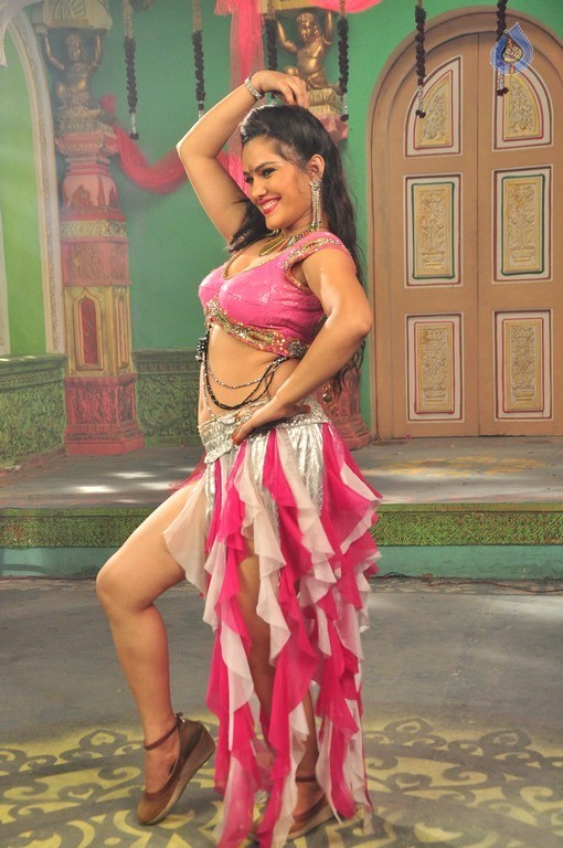 Panileni Puliraju New Photos - 19 / 24 photos