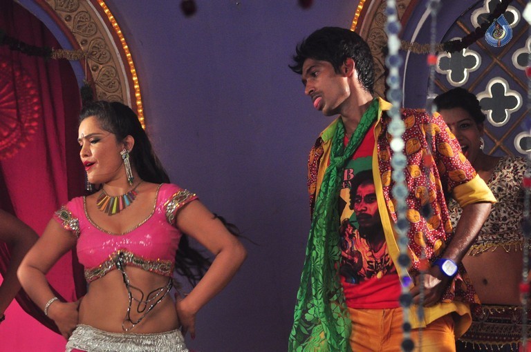 Panileni Puliraju New Photos - 20 / 24 photos