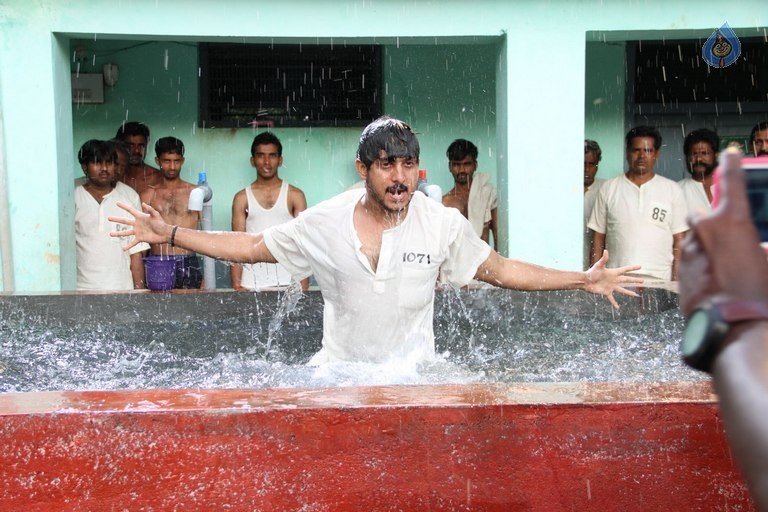 Panthulu Gaari Ammayi Posters and Photos - 2 / 61 photos