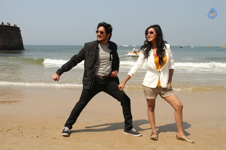 Panthulu Gaari Ammayi Posters and Photos - 31 / 61 photos