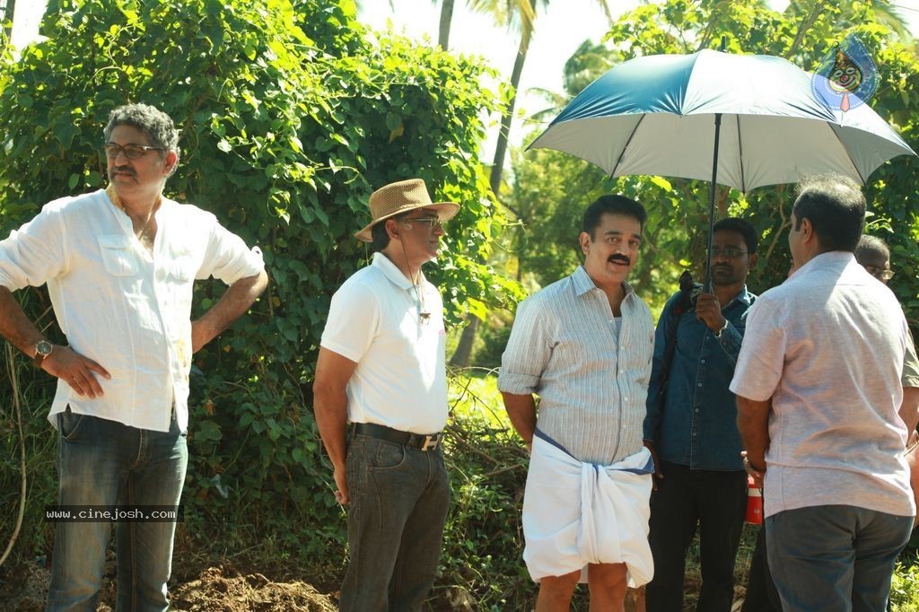 Papanasam First Look n Working Stills - 31 / 41 photos