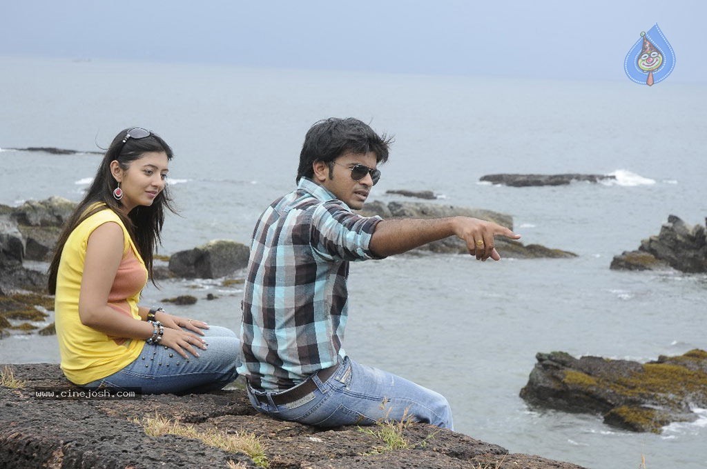 Parents Movie New Gallery - 69 / 75 photos