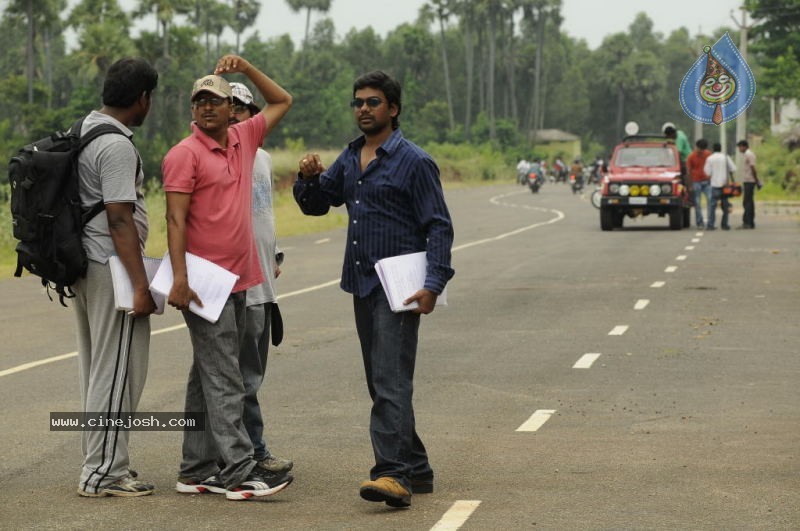 Parents Movie Working Stills - 20 / 30 photos