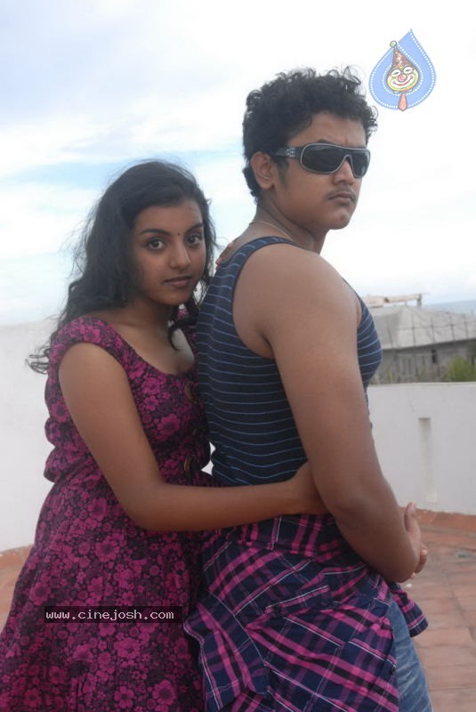Pasakara Nanbargal Tamil Movie Stills - 1 / 44 photos