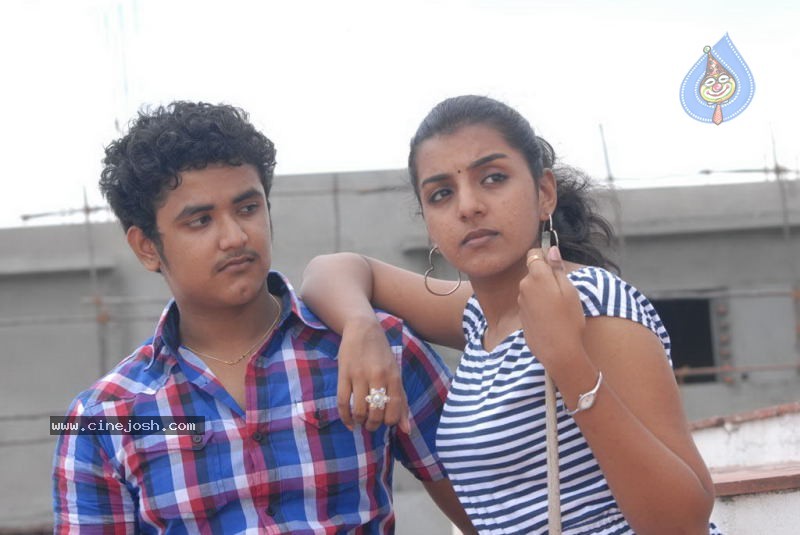 Pasakara Nanbargal Tamil Movie Stills - 15 / 44 photos