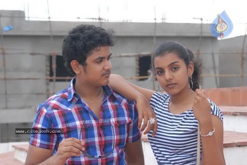 Pasakara Nanbargal Tamil Movie Stills - 25 / 44 photos