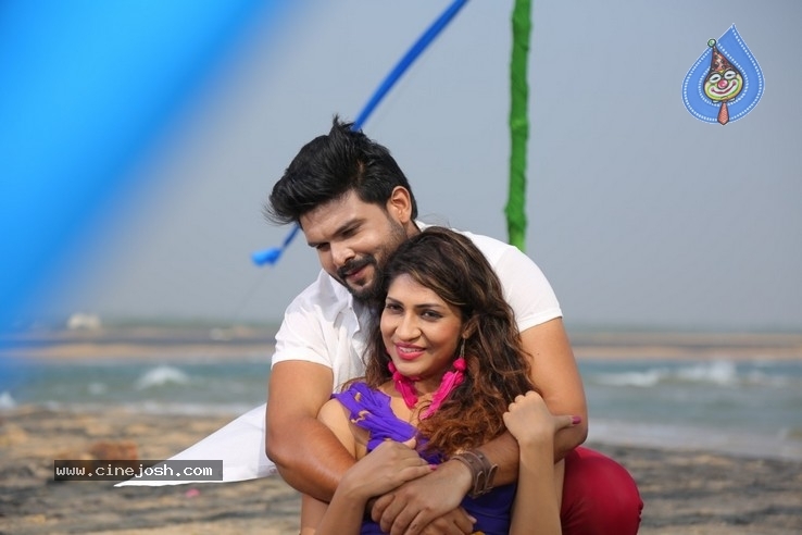 Pasivadi Pranam Movie Stills - 15 / 19 photos
