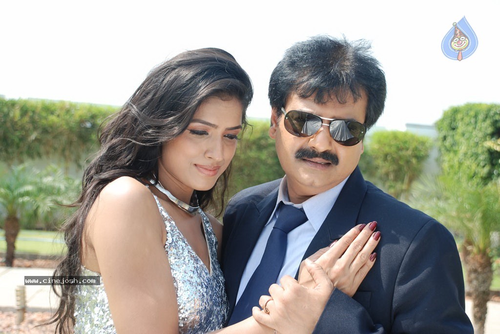 Pathayeram Kodi Tamil Movie Photos - 30 / 68 photos