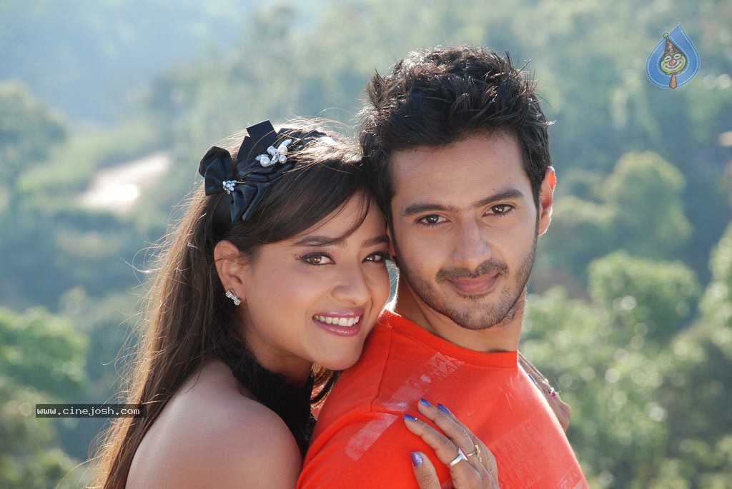 Pathayeram Kodi Tamil Movie Photos - 42 / 68 photos