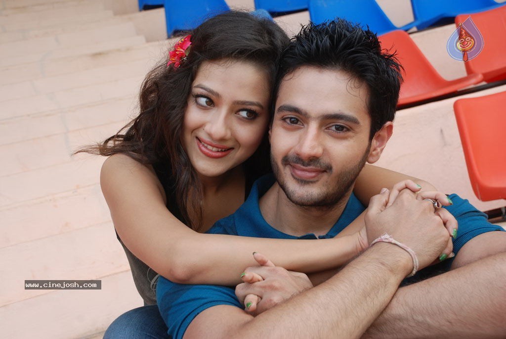 Pathayeram Kodi Tamil Movie Stills - 33 / 59 photos