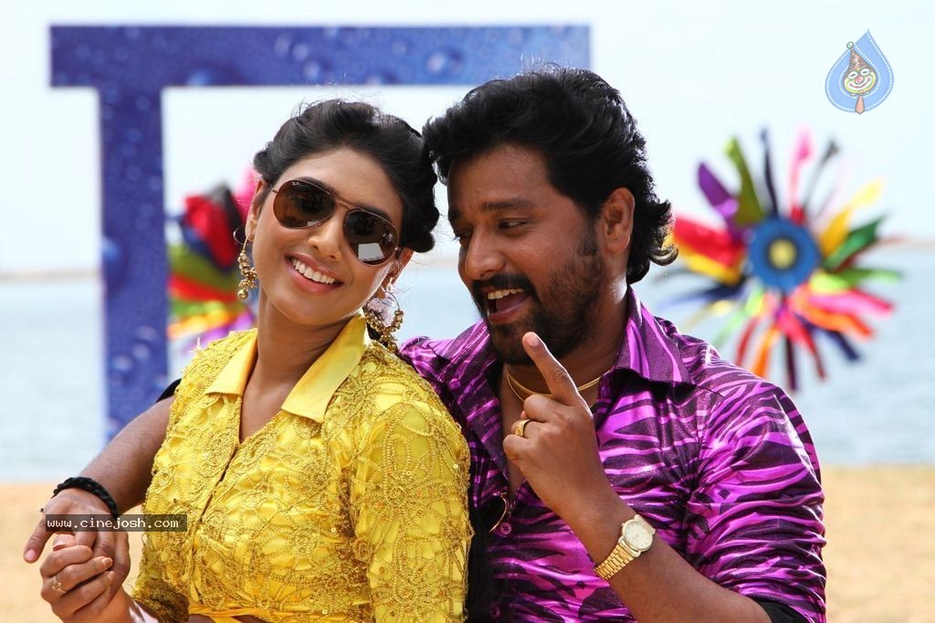 Pattaya Kelappanum Pandiya Tamil Movie Stills - 20 / 39 photos