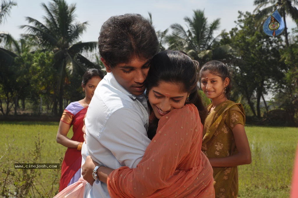 Pattikattu Mappillai Tamil Movie Stills - 53 / 57 photos
