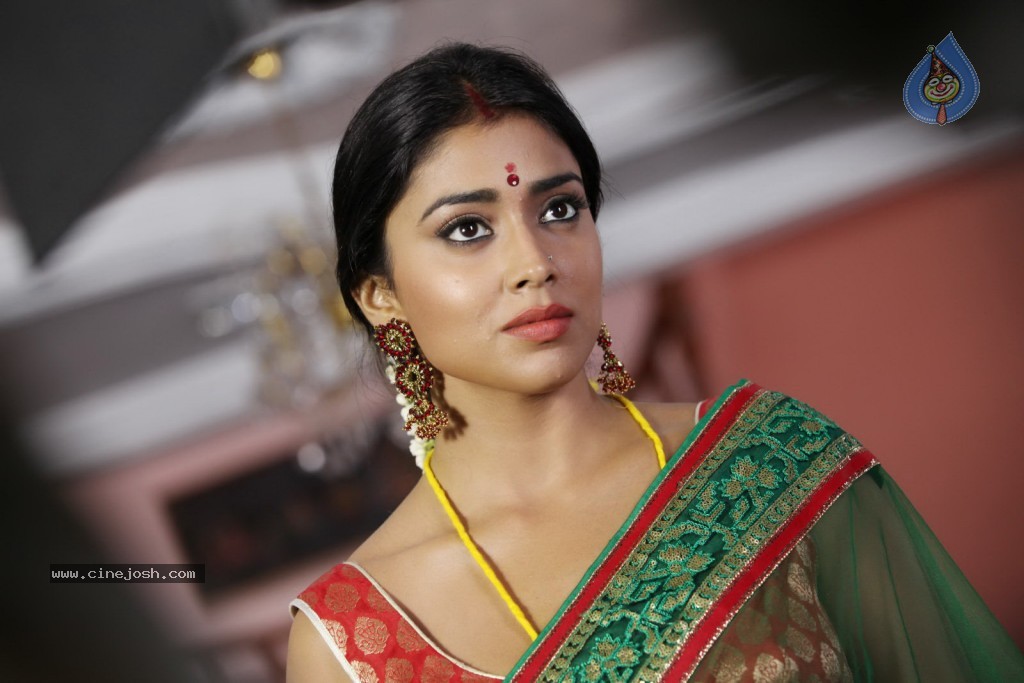 Pavitra Movie Stills - 43 / 59 photos