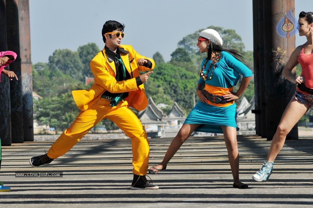 Pelli Pusthakam Movie Photos - 16 / 17 photos