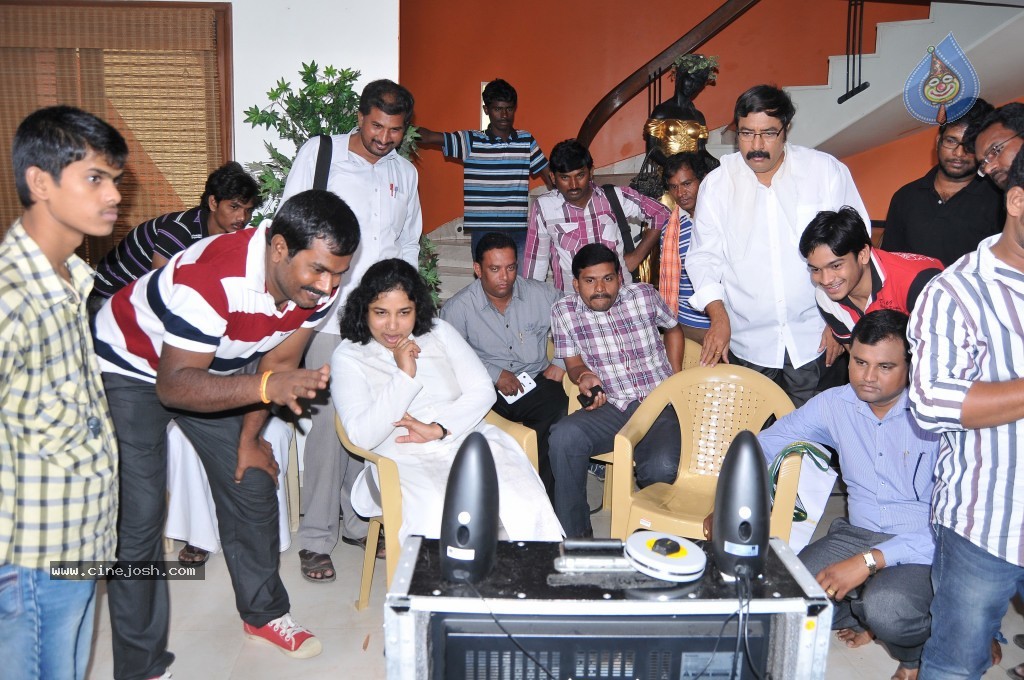 Pelli Pusthakam Stills and Walls - 48 / 99 photos