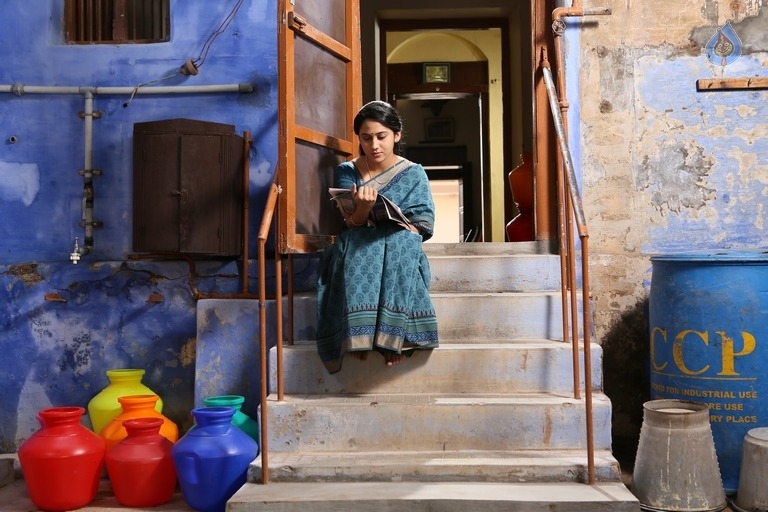 Pelli Roju Movie Photos - 33 / 75 photos