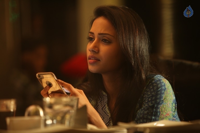 Pelli Roju Movie Photos - 52 / 75 photos