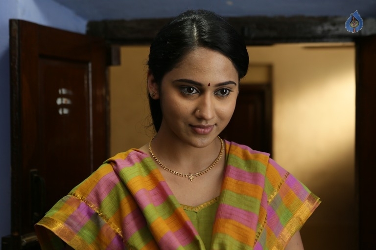 Pelli Roju Movie Photos - 67 / 75 photos