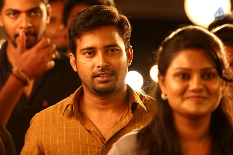 Pelli Roju Movie Stills and Posters - 2 / 29 photos