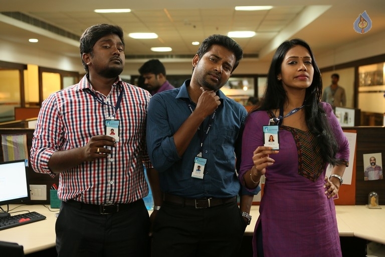 Pelli Roju Movie Stills and Posters - 9 / 29 photos