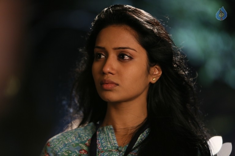 Pelli Roju Movie Stills and Posters - 16 / 29 photos