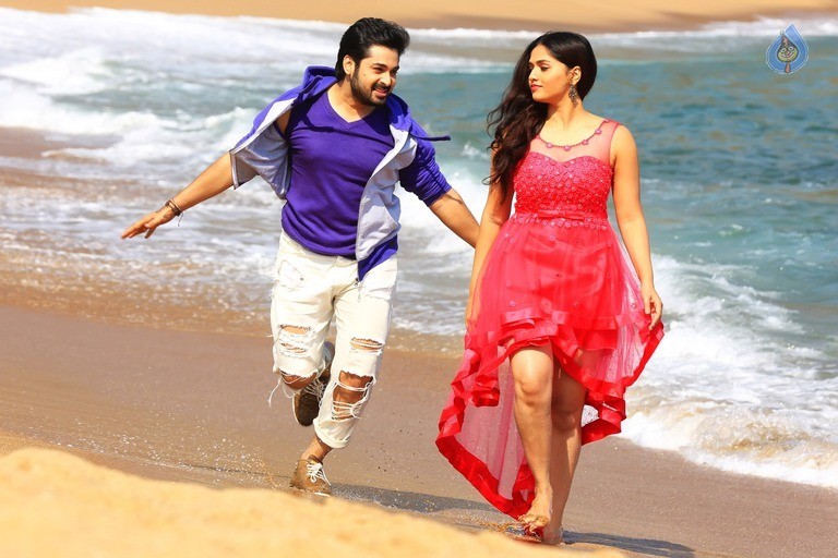 Pelliki Mundu Prema Katha Movie Posters and Photos - 2 / 13 photos