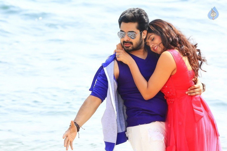 Pelliki Mundu Prema Katha Movie Posters and Photos - 7 / 13 photos