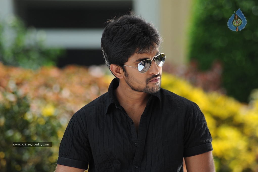 Pilla Zamindar Movie Stills - 5 / 25 photos