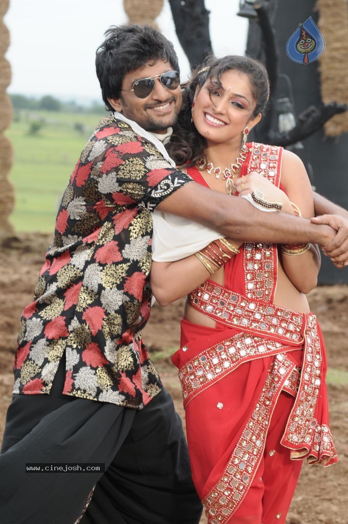 Pilla Zamindar Movie Stills - 16 / 25 photos