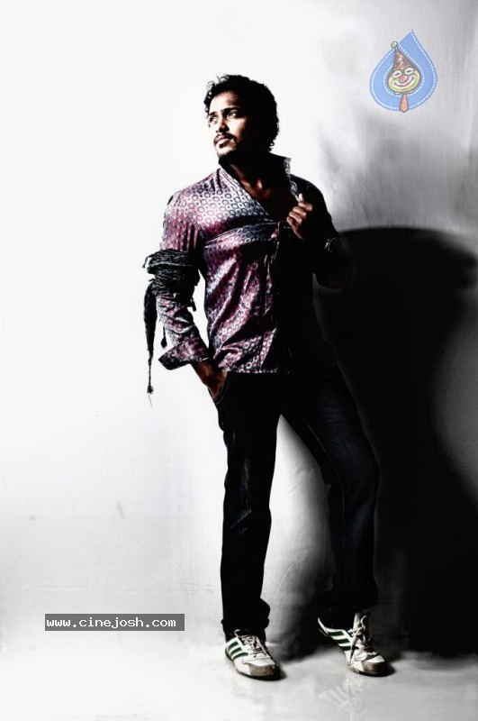 Play Movie New Stills - 10 / 27 photos