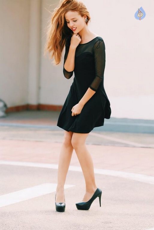 Player Movie New Photos - 7 / 28 photos