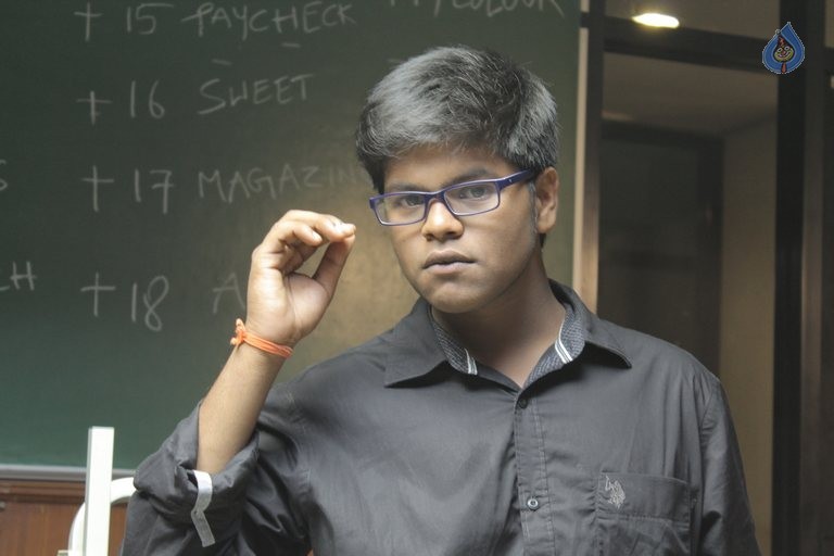 Player Movie New Photos - 23 / 28 photos