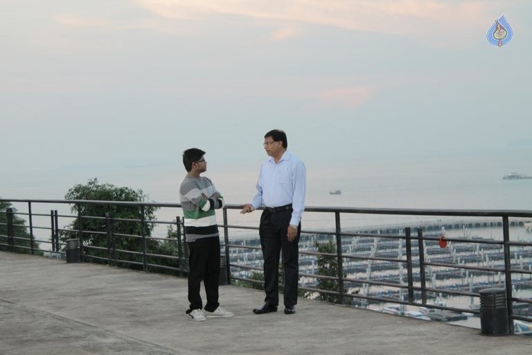 Player Movie Photos - 13 / 27 photos