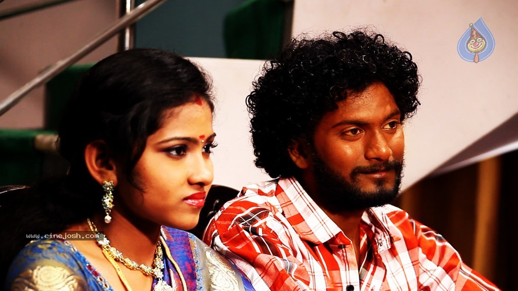 Please Love Me Movie Stills - 17 / 26 photos