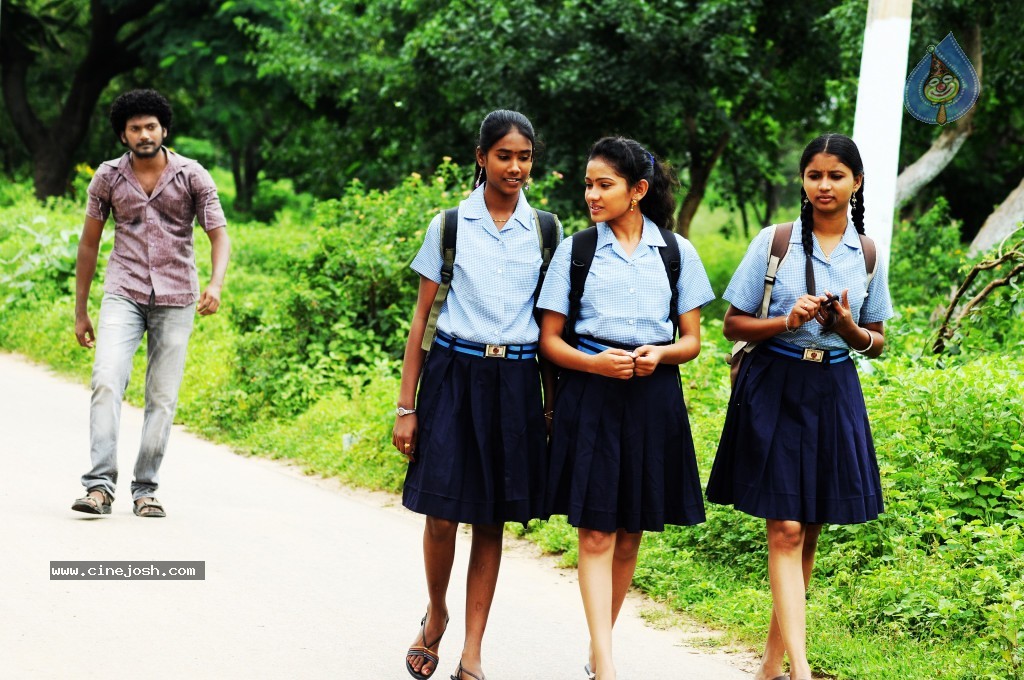 Please Love Me Movie Stills - 19 / 26 photos