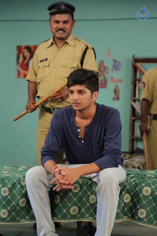 Plus 1 Movie Stills - 2 / 42 photos